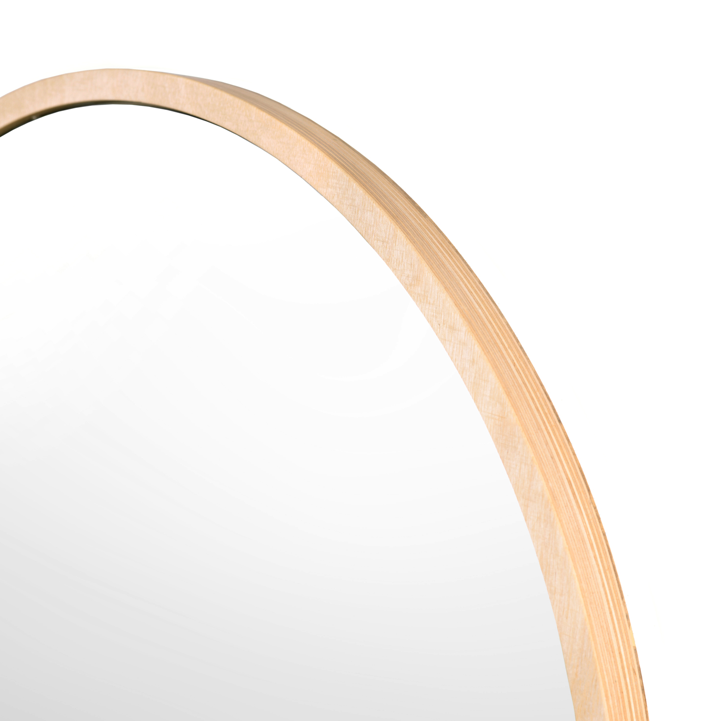 okrągłe lustro w drewnianej ramie